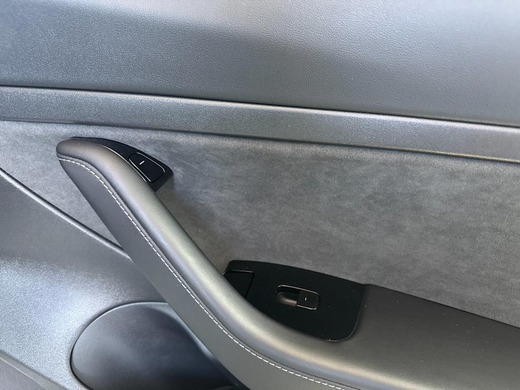 Thumbnail: 2020 Tesla Model 3 - 23