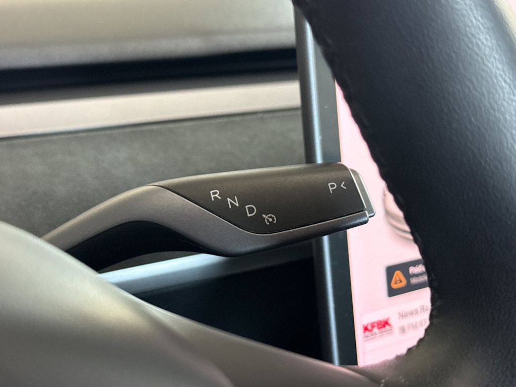 Thumbnail: 2020 Tesla Model 3 - 14