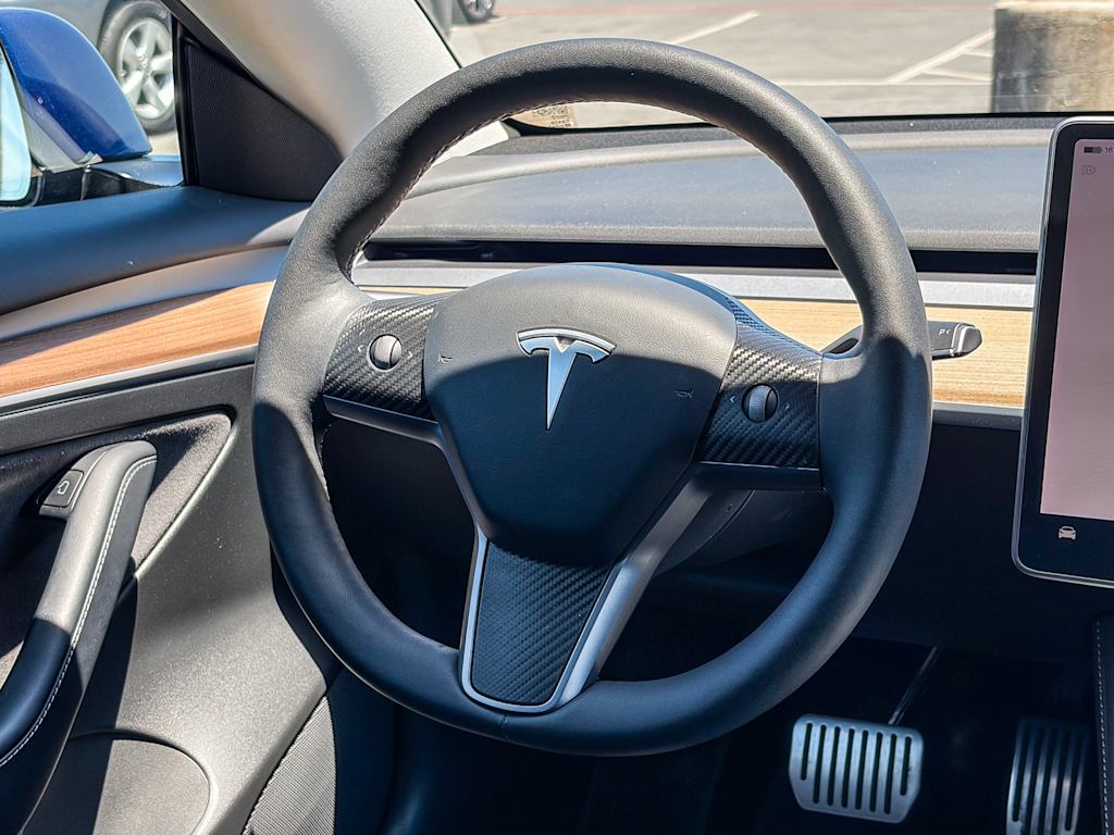 Thumbnail: 2022 Tesla Model 3 - 12