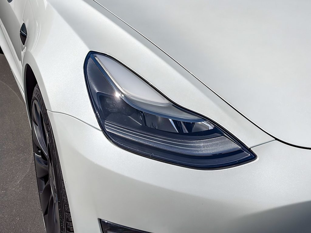 Thumbnail: 2022 Tesla Model 3 - 15