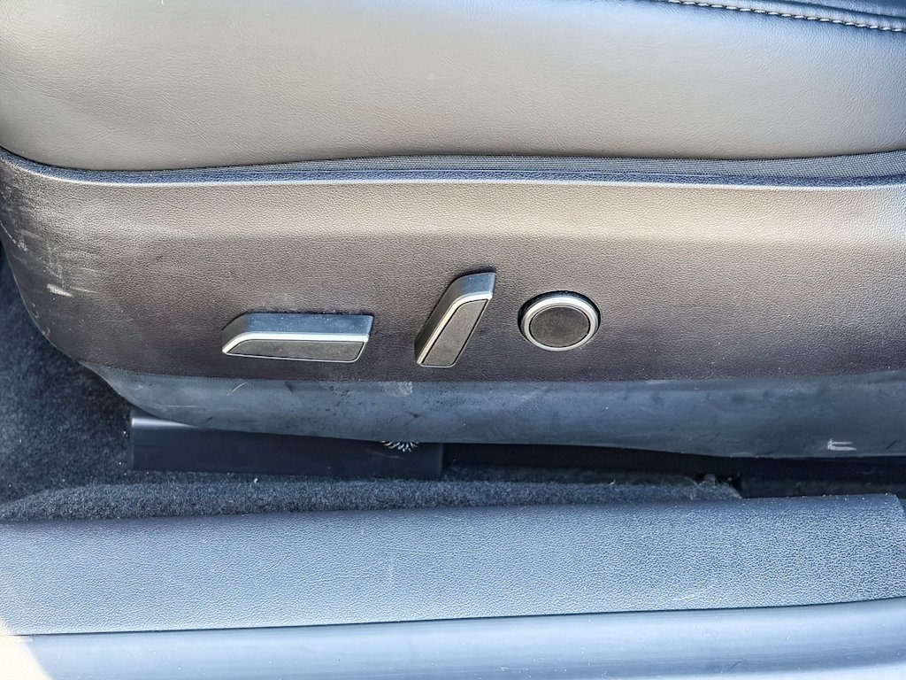 Thumbnail: 2022 Tesla Model 3 - 21