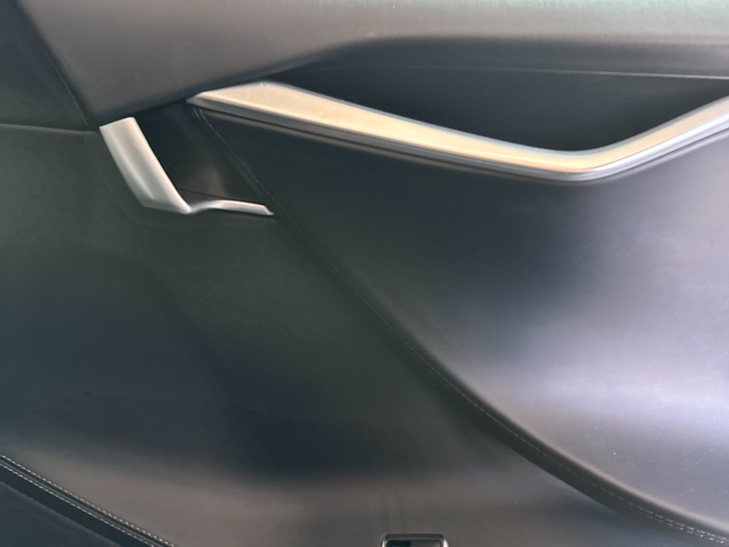 Thumbnail: 2017 Tesla Model S - 23