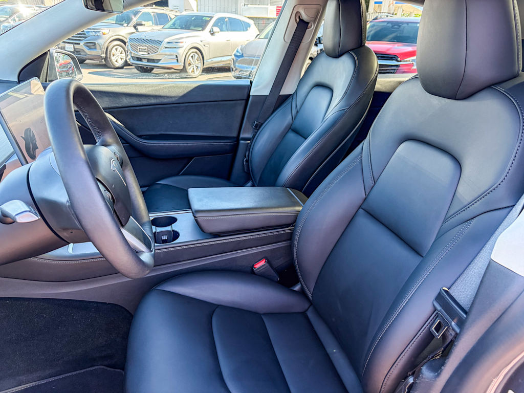 Thumbnail: 2021 Tesla Model Y - 9