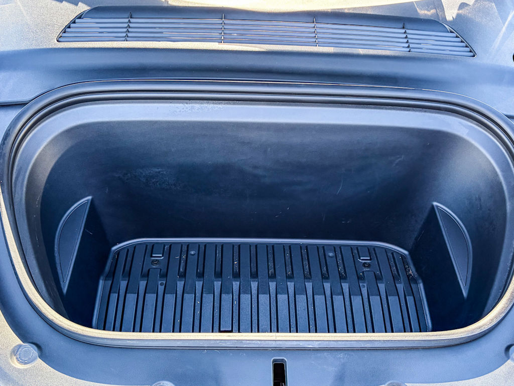 Thumbnail: 2021 Tesla Model Y - 25