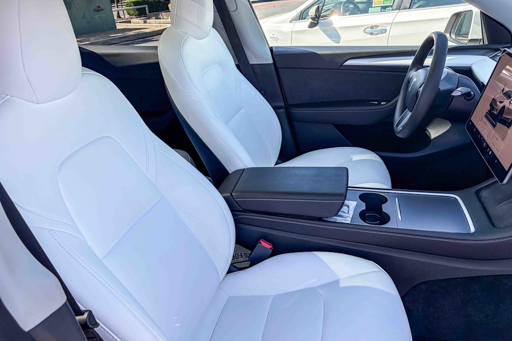 Thumbnail: 2023 Tesla Model Y - 9