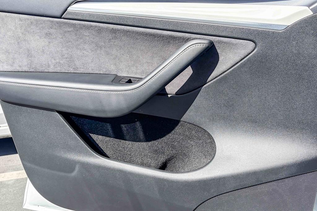 Thumbnail: 2023 Tesla Model Y - 20