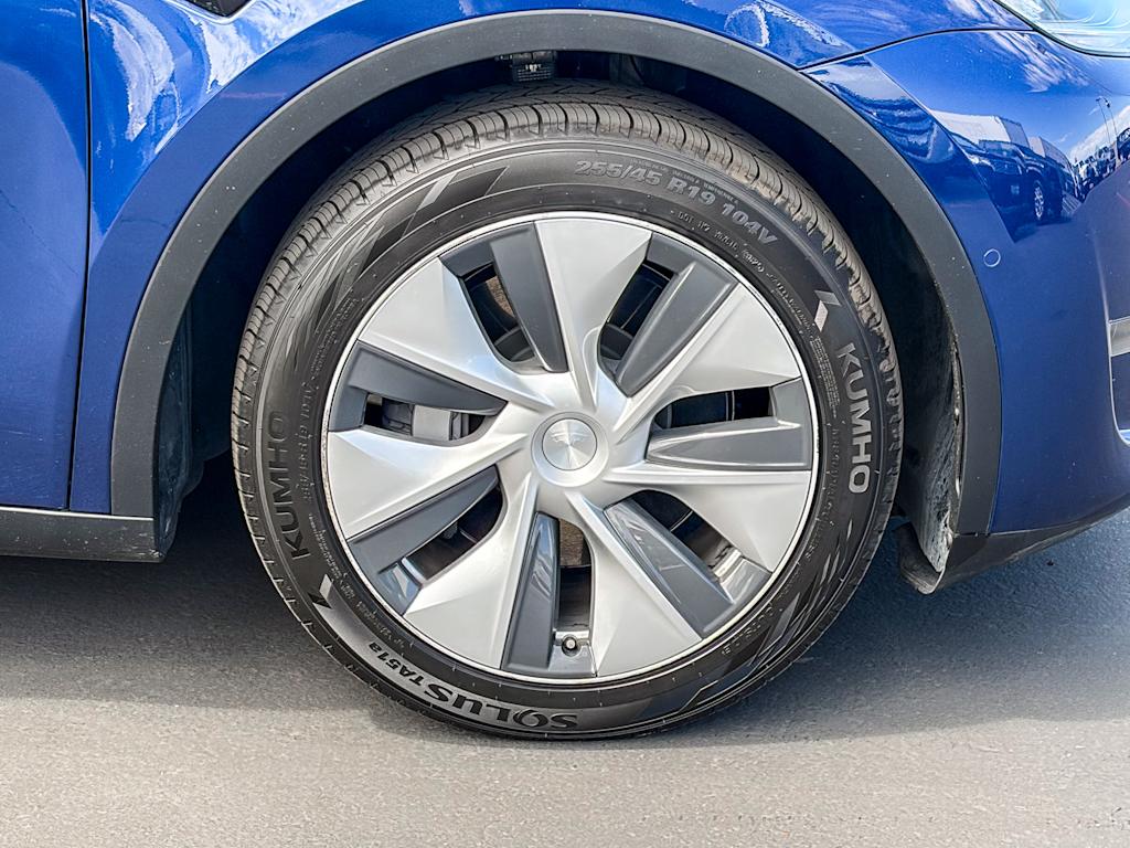Thumbnail: 2022 Tesla Model Y - 7