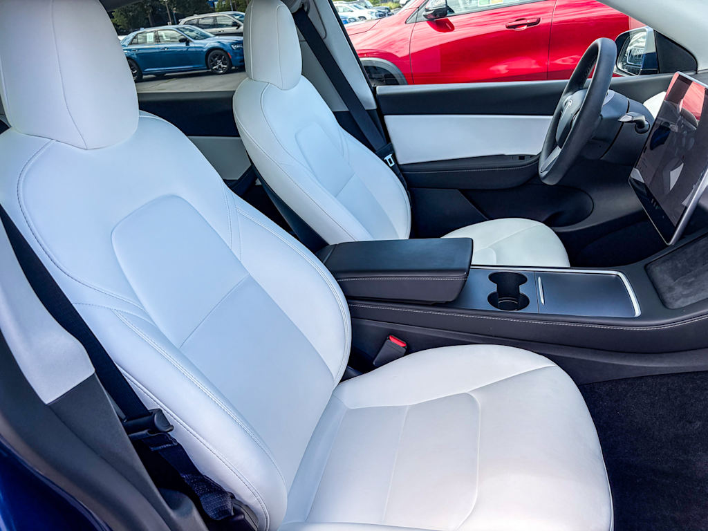 Thumbnail: 2022 Tesla Model Y - 9