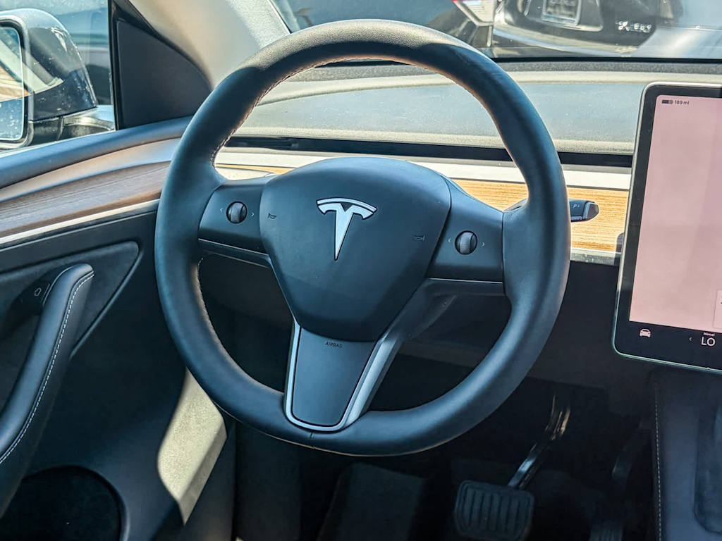 Thumbnail: 2023 Tesla Model Y - 11