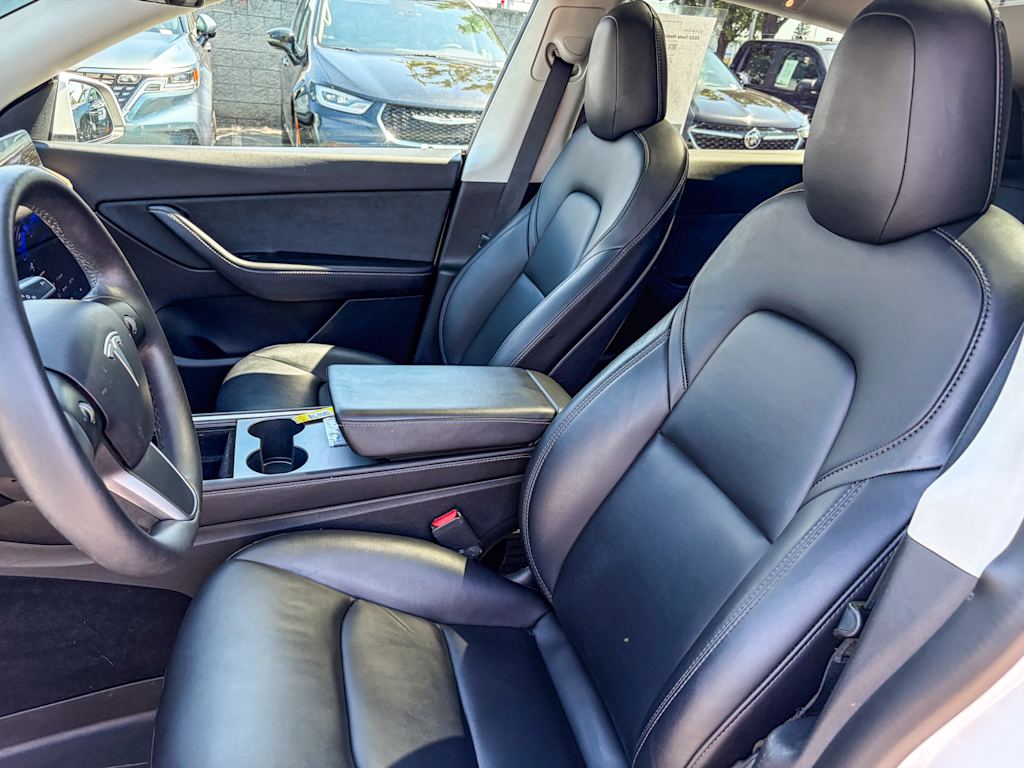 Thumbnail: 2022 Tesla Model Y - 9