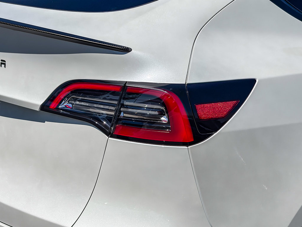 Thumbnail: 2022 Tesla Model Y - 17