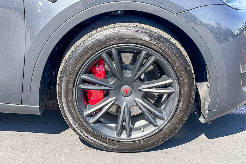 Thumbnail: 2023 Tesla Model Y - 7