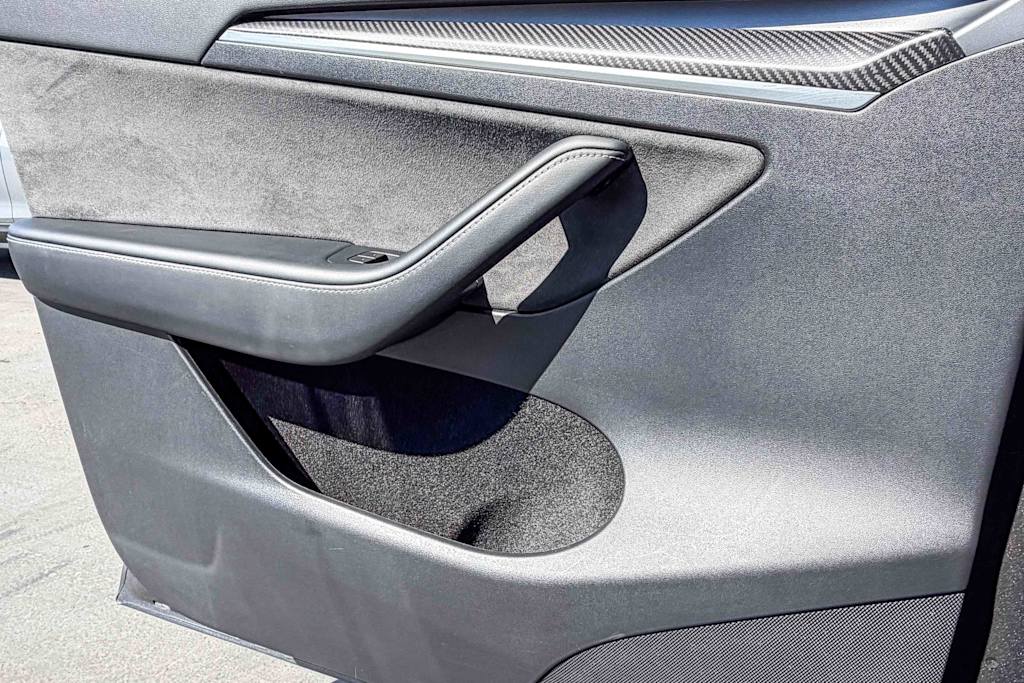 Thumbnail: 2023 Tesla Model Y - 19