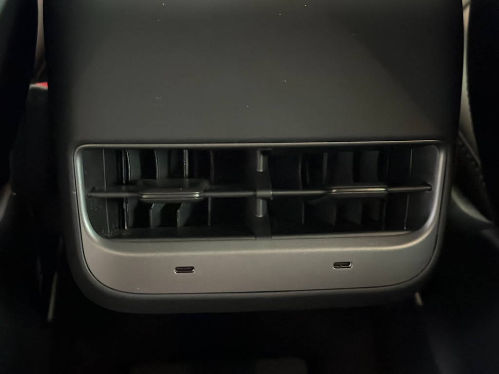 Thumbnail: 2022 Tesla Model Y - 22