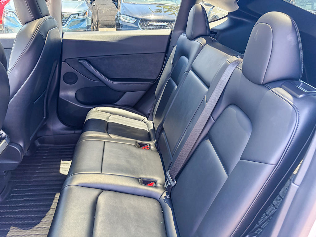 Thumbnail: 2022 Tesla Model Y - 10
