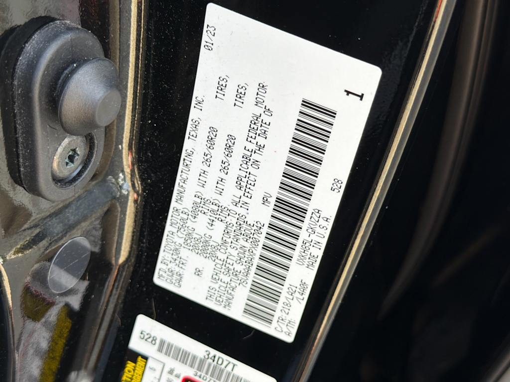Thumbnail: 2023 Toyota Sequoia - 16