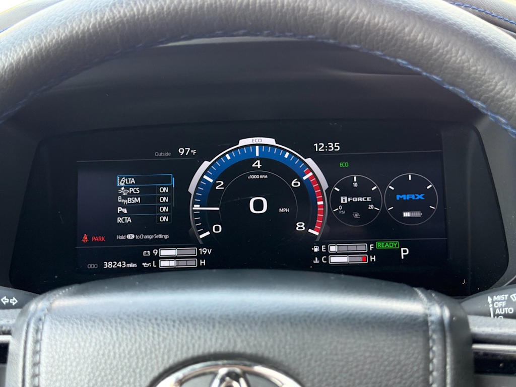 Thumbnail: 2023 Toyota Sequoia - 15