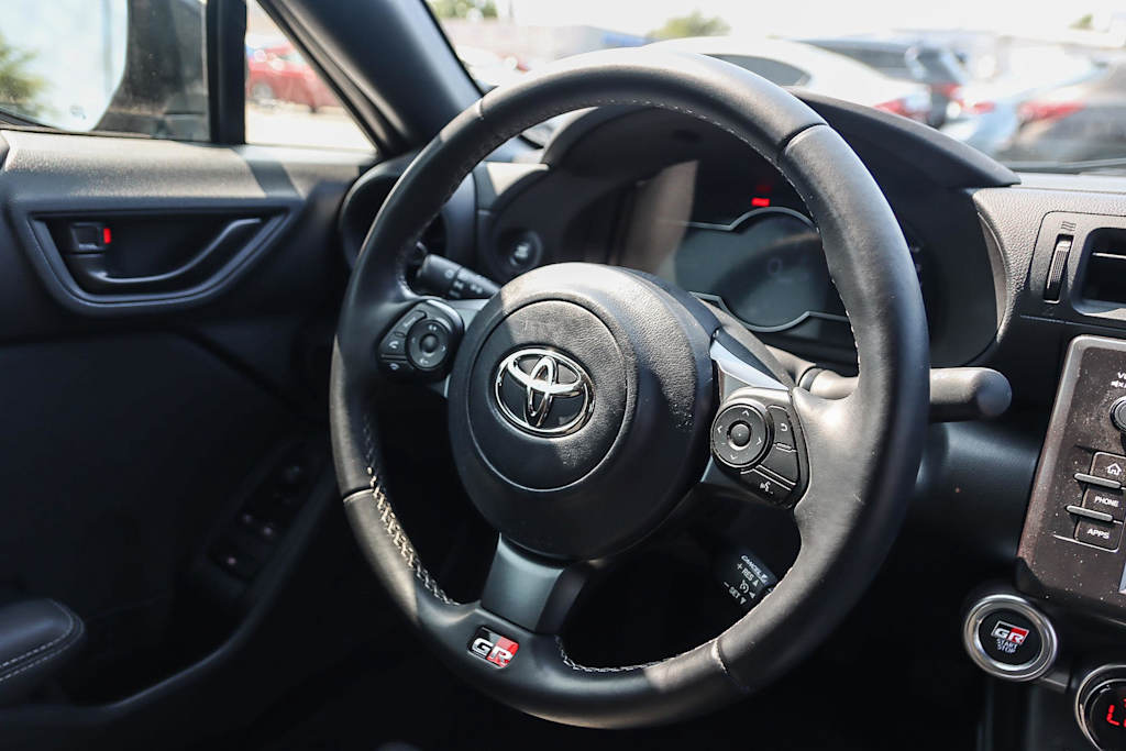 Thumbnail: 2023 Toyota GR86 - 11