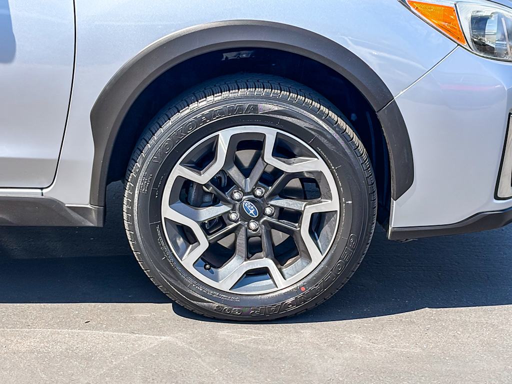 Thumbnail: 2017 Subaru Crosstrek - 6