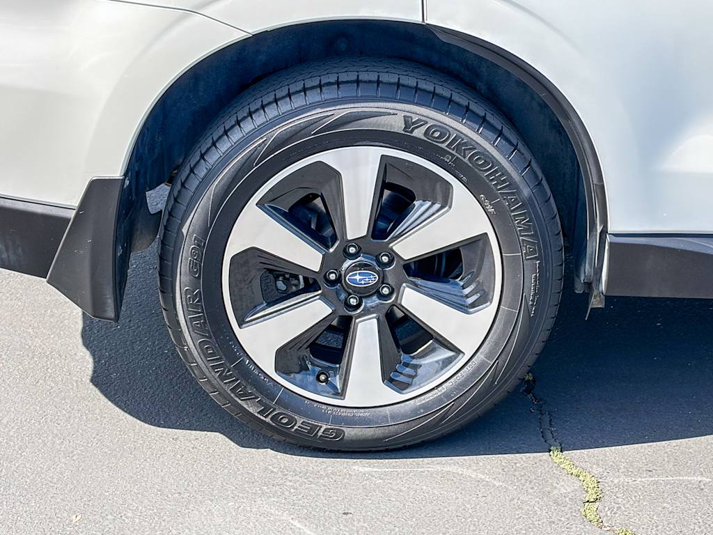 Thumbnail: 2018 Subaru Forester - 21