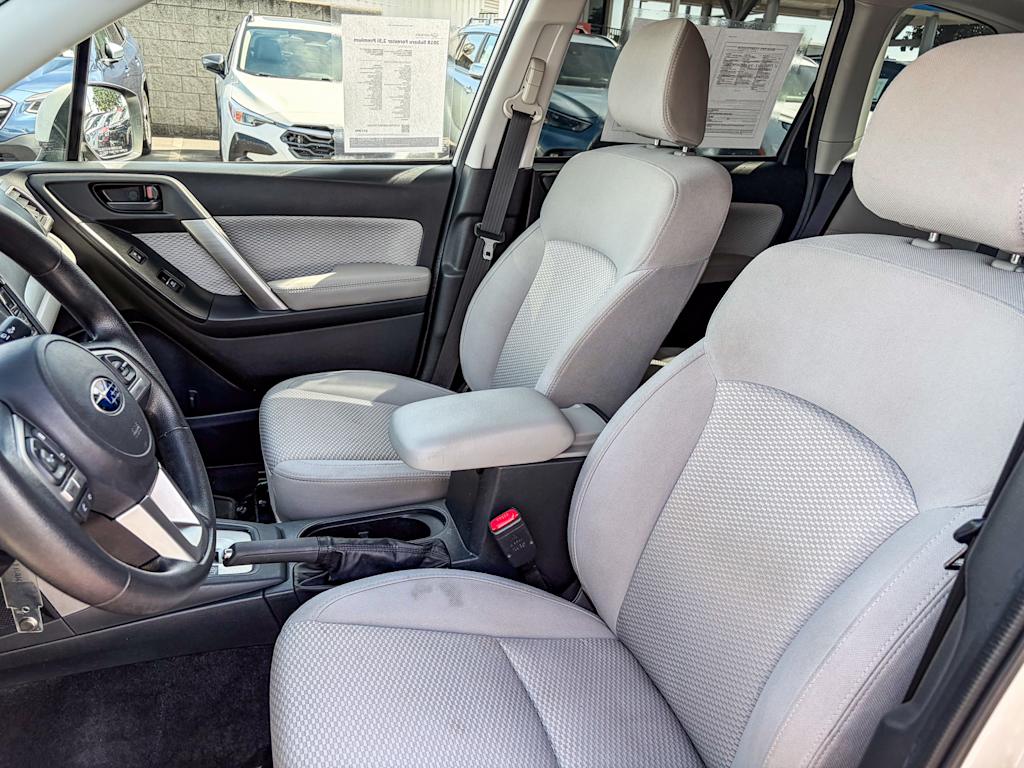 Thumbnail: 2018 Subaru Forester - 9