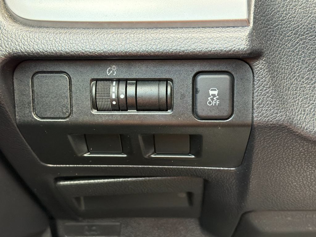 Thumbnail: 2017 Subaru Forester - 31
