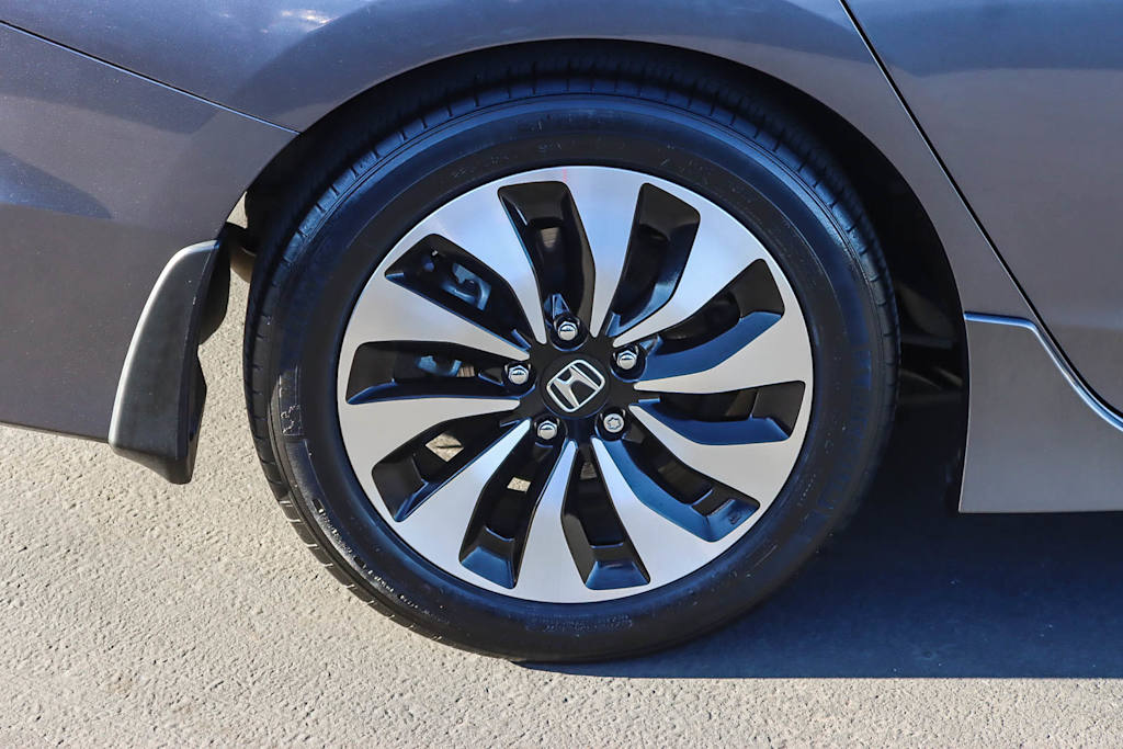 Thumbnail: 2017 Honda Accord - 21