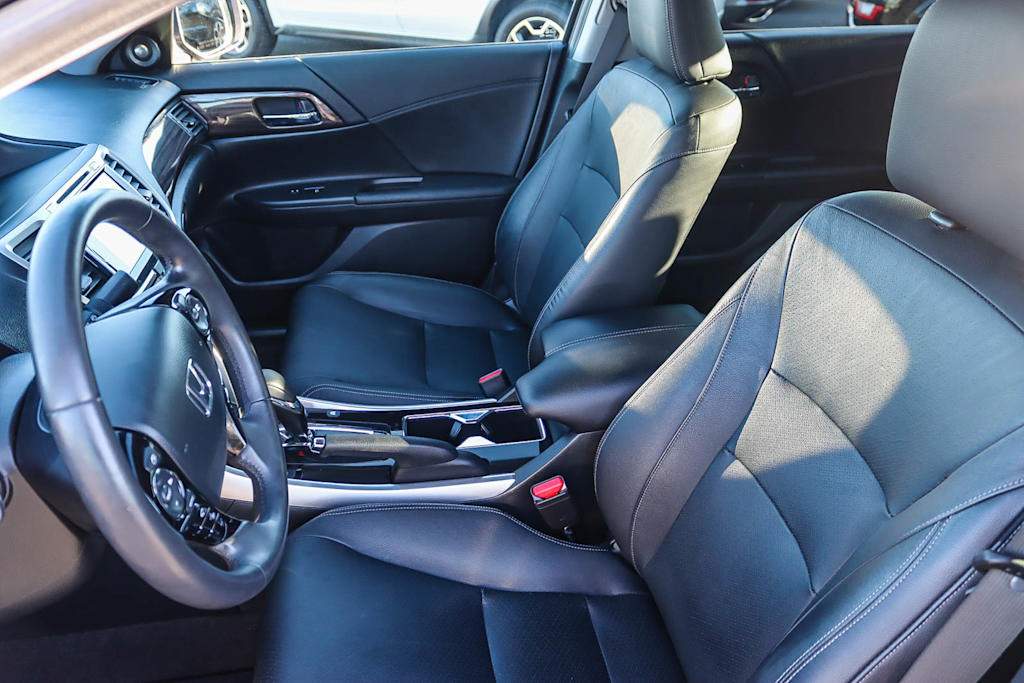 Thumbnail: 2017 Honda Accord - 10