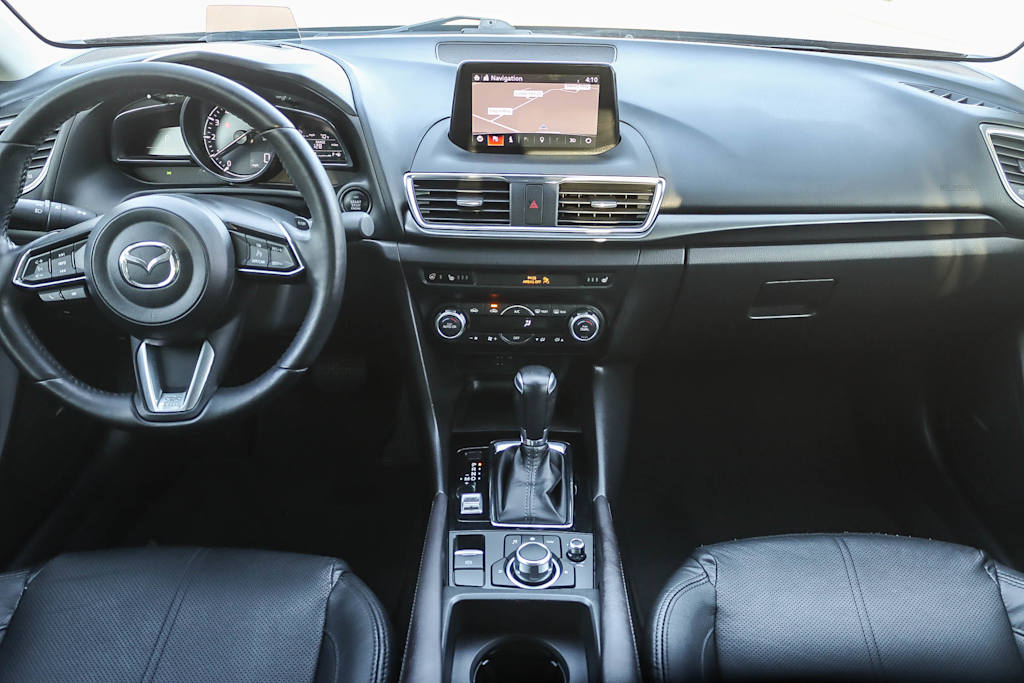 Thumbnail: 2017 Mazda Mazda3 - 2