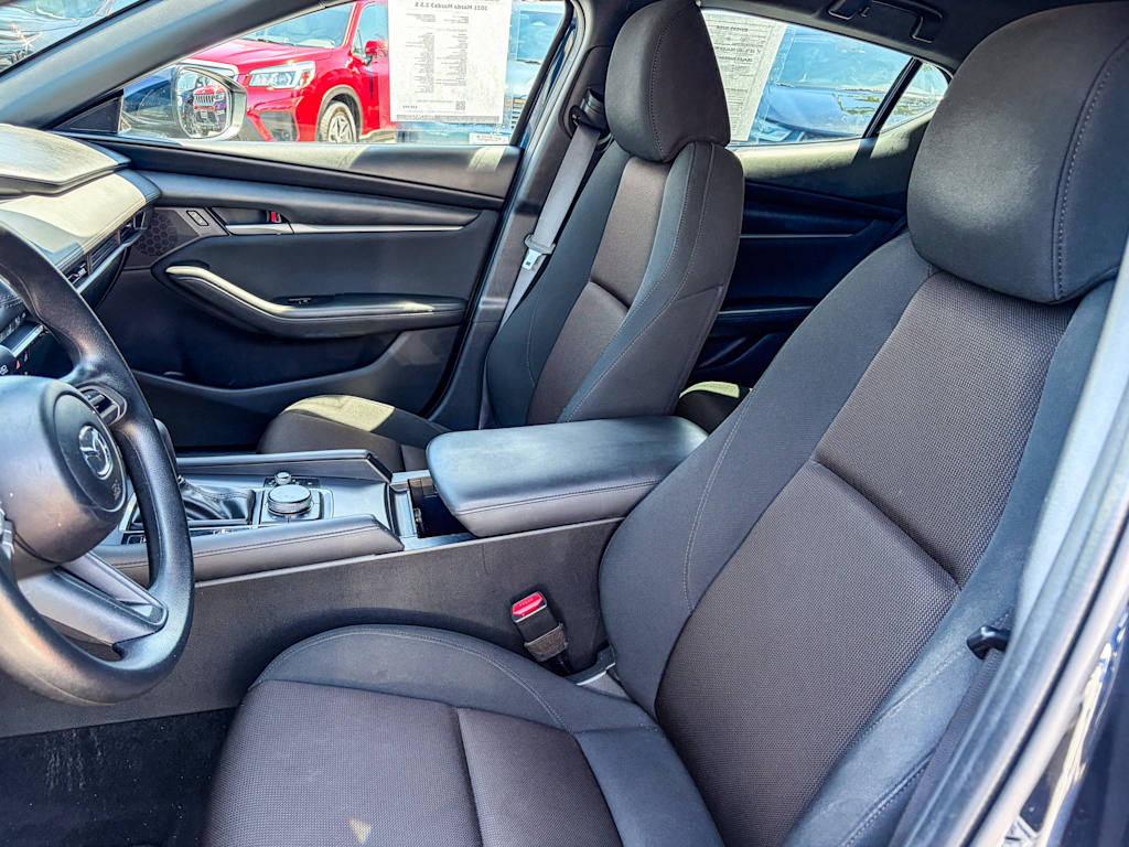 Thumbnail: 2021 Mazda Mazda3 - 10