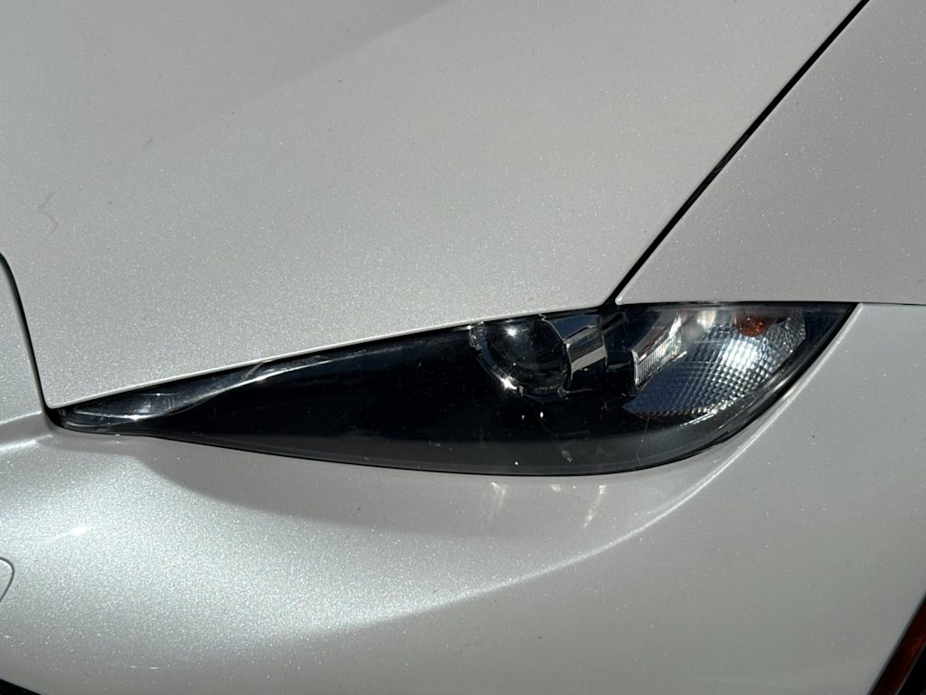 Thumbnail: 2022 Mazda MX-5 Miata - 16