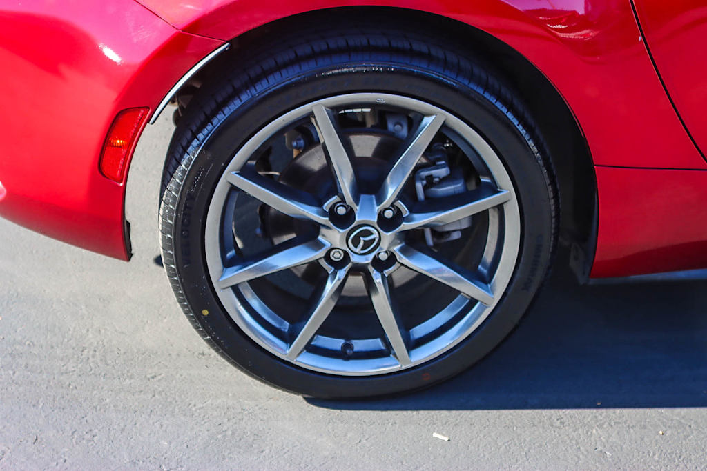 Thumbnail: 2020 Mazda MX-5 Miata - 18