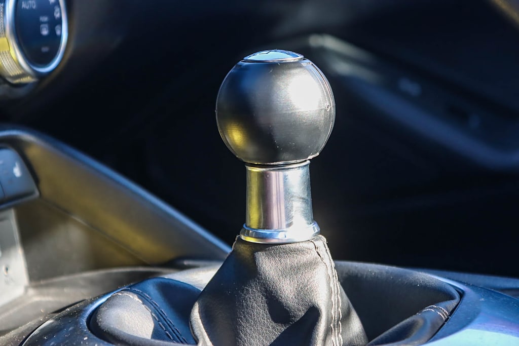 Thumbnail: 2020 Mazda MX-5 Miata - 22