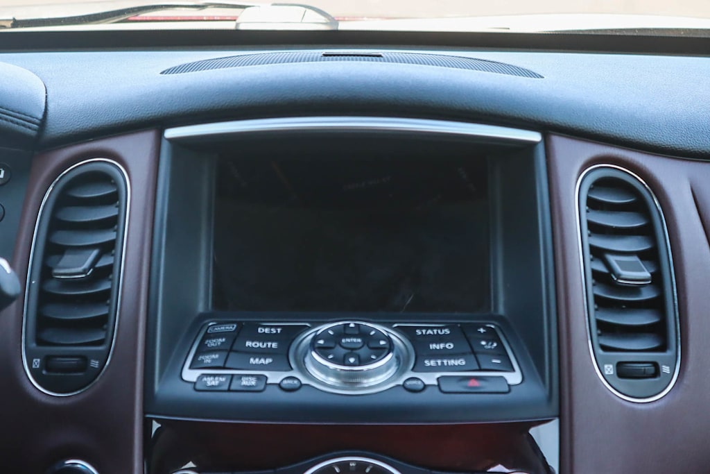 Thumbnail: 2012 INFINITI EX35 - 21