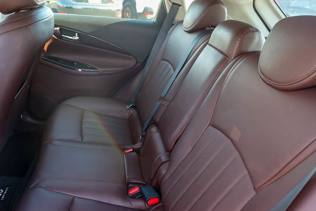 Thumbnail: 2012 INFINITI EX35 - 10