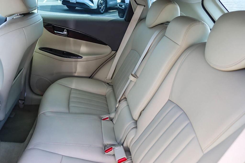 Thumbnail: 2015 INFINITI QX50 - 10