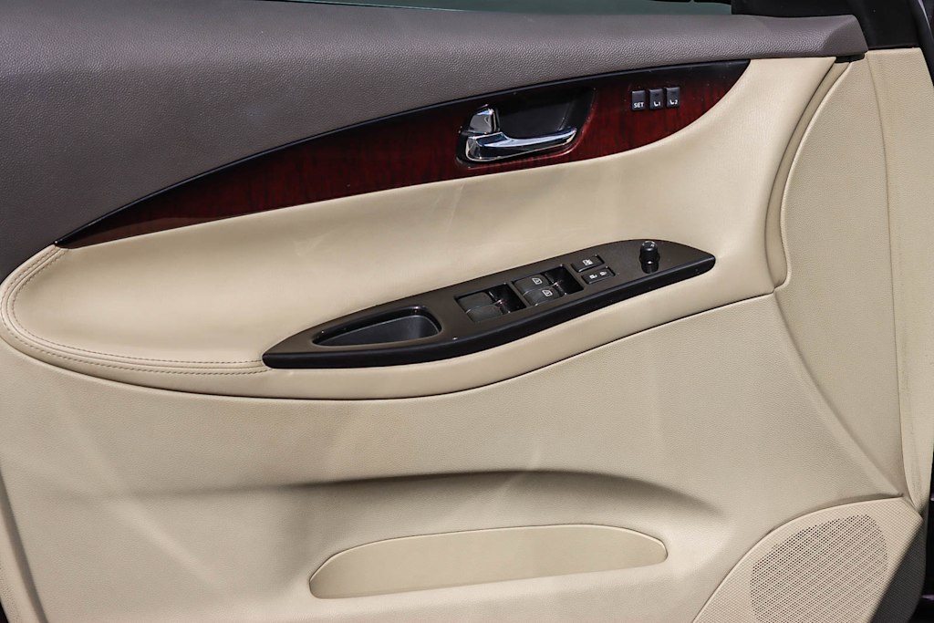 Thumbnail: 2015 INFINITI QX50 - 23