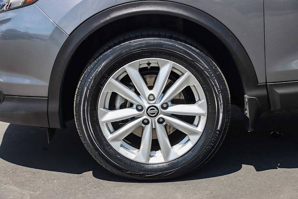 Thumbnail: 2019 Nissan Rogue Sport - 23