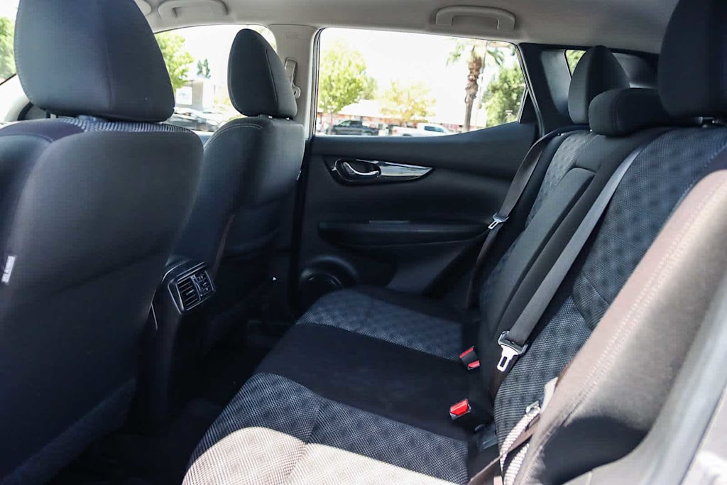 Thumbnail: 2019 Nissan Rogue Sport - 11