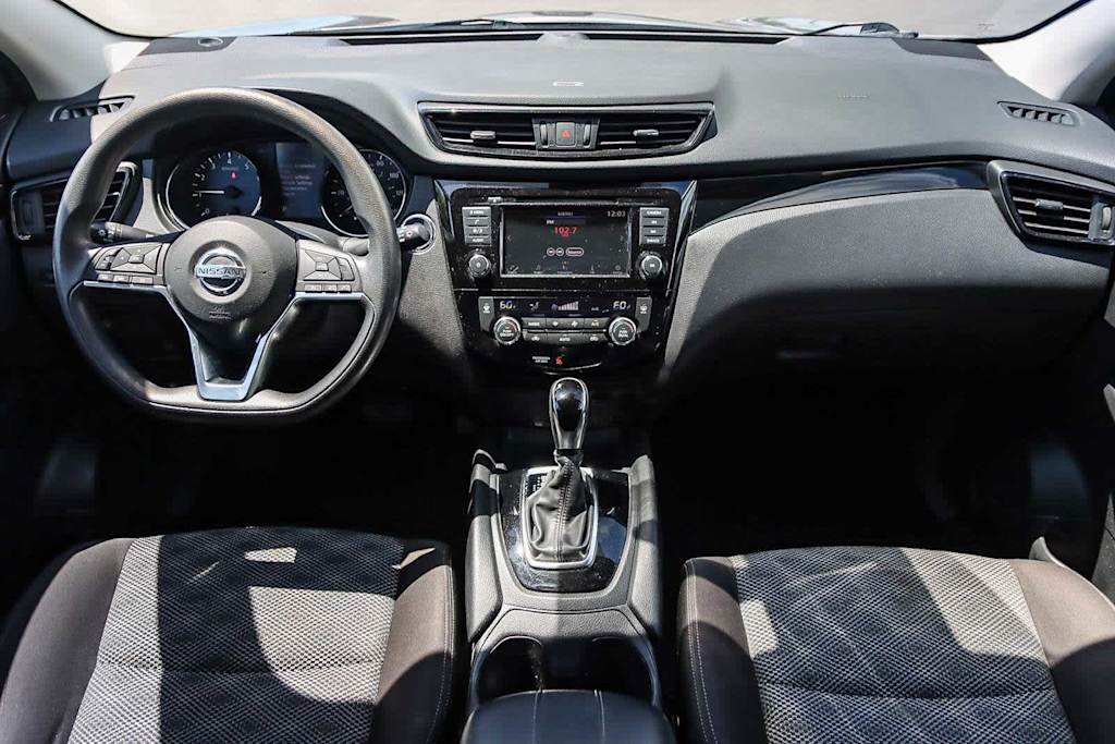 Thumbnail: 2019 Nissan Rogue Sport - 2