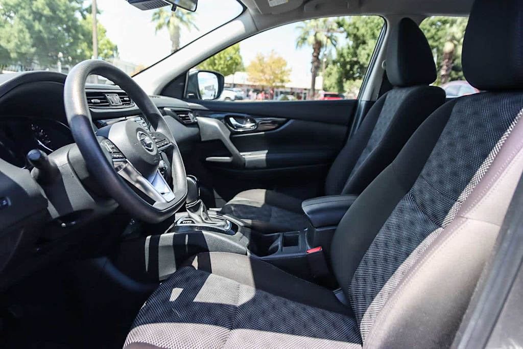 Thumbnail: 2019 Nissan Rogue Sport - 29