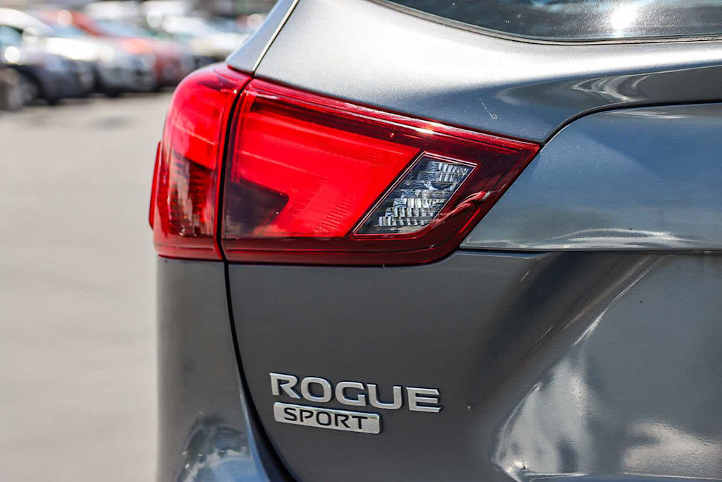Thumbnail: 2019 Nissan Rogue Sport - 22
