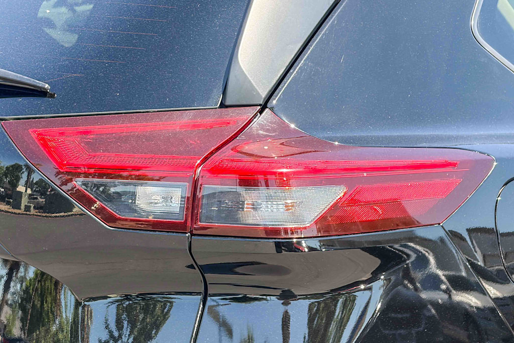 Thumbnail: 2024 Nissan Rogue - 17