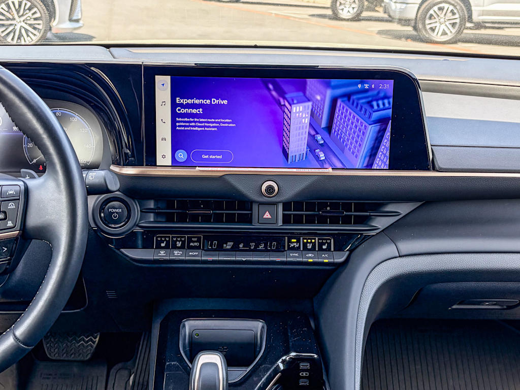 Thumbnail: 2025 Toyota Crown Signia - 13