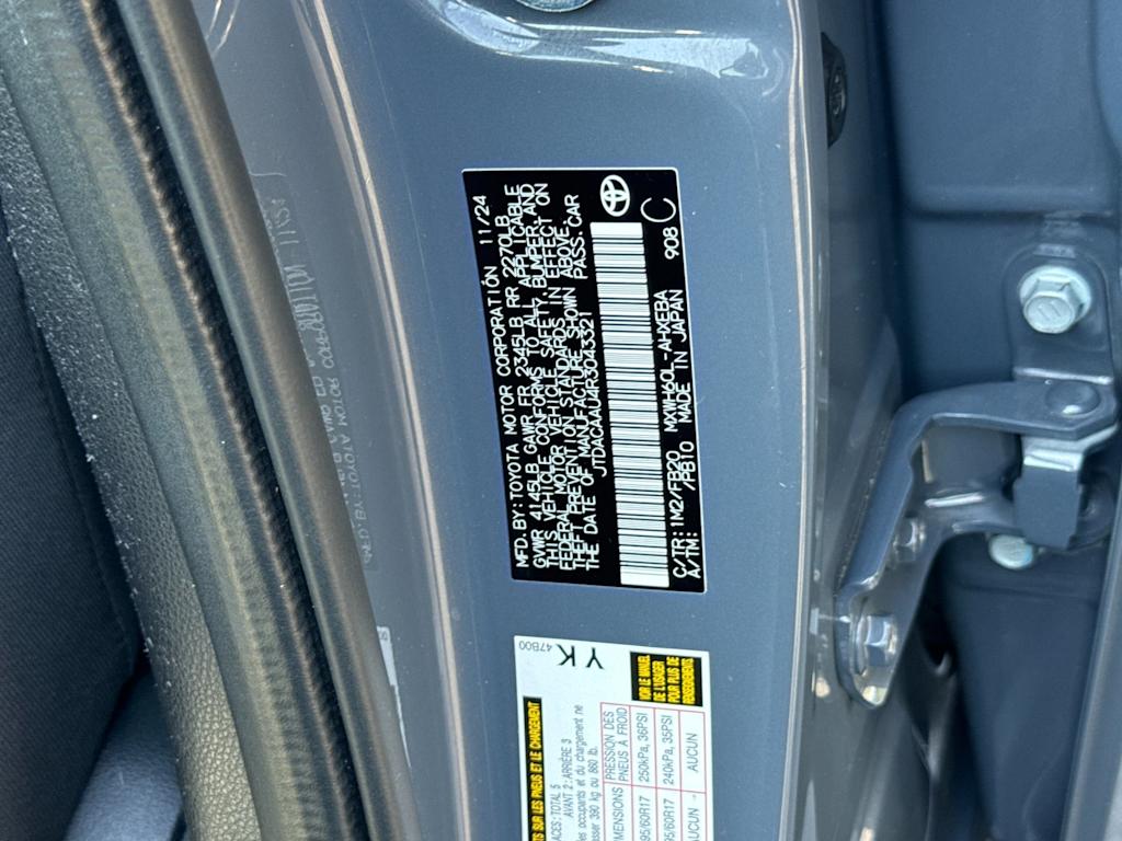 Thumbnail: 2024 Toyota Prius - 16