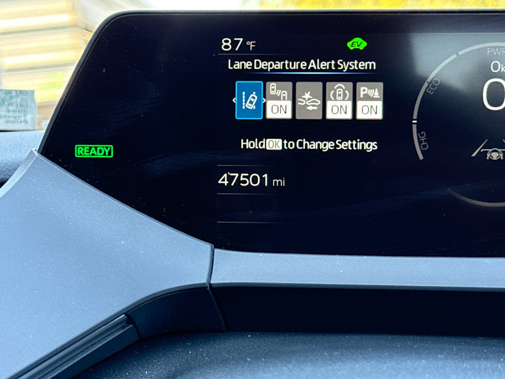 Thumbnail: 2024 Toyota Prius - 15