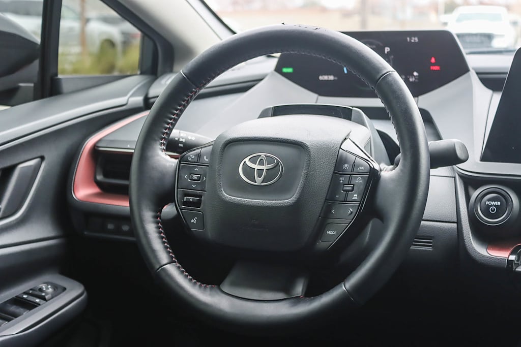 Thumbnail: 2023 Toyota Prius Prime - 8