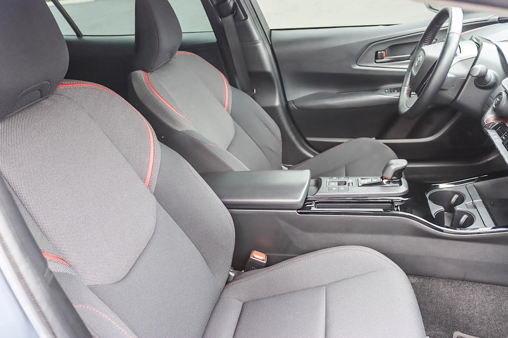 Thumbnail: 2023 Toyota Prius Prime - 9