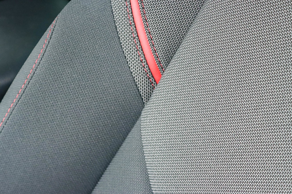 Thumbnail: 2023 Toyota Prius Prime - 25