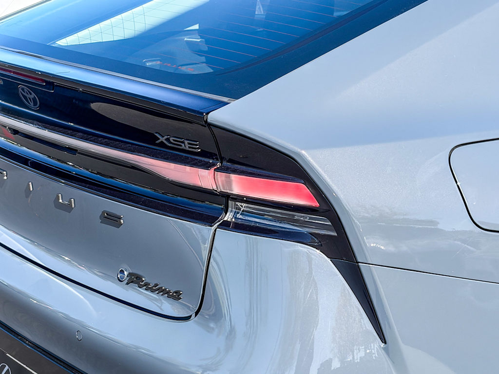 Thumbnail: 2023 Toyota Prius Prime - 19